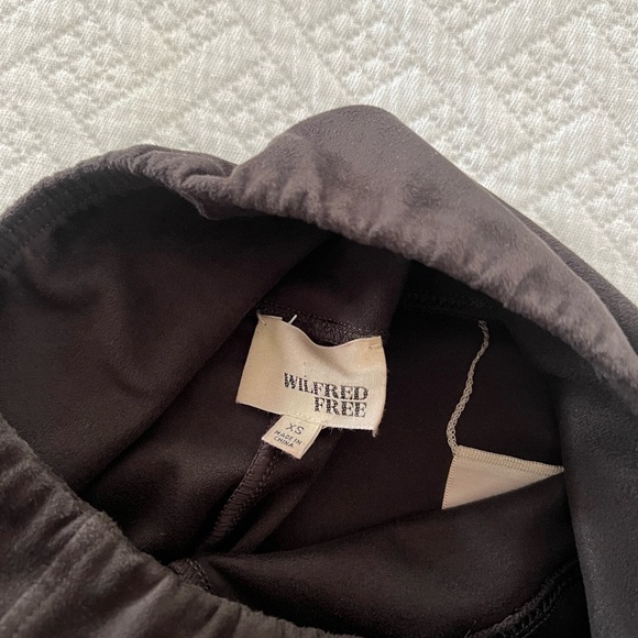 Wilfred Aritzia Suede Leggings - Picture 4 of 7